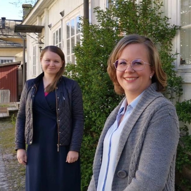 Valtuustoaloite Koivusalo & Peltonen: Pääkirjaston vierustan aukiolle leikkipuisto
